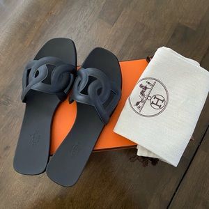 🚫SOLD🚫Hermes Aloha Sandals Black size 38